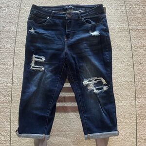 Distressed Blue Capri Jeans